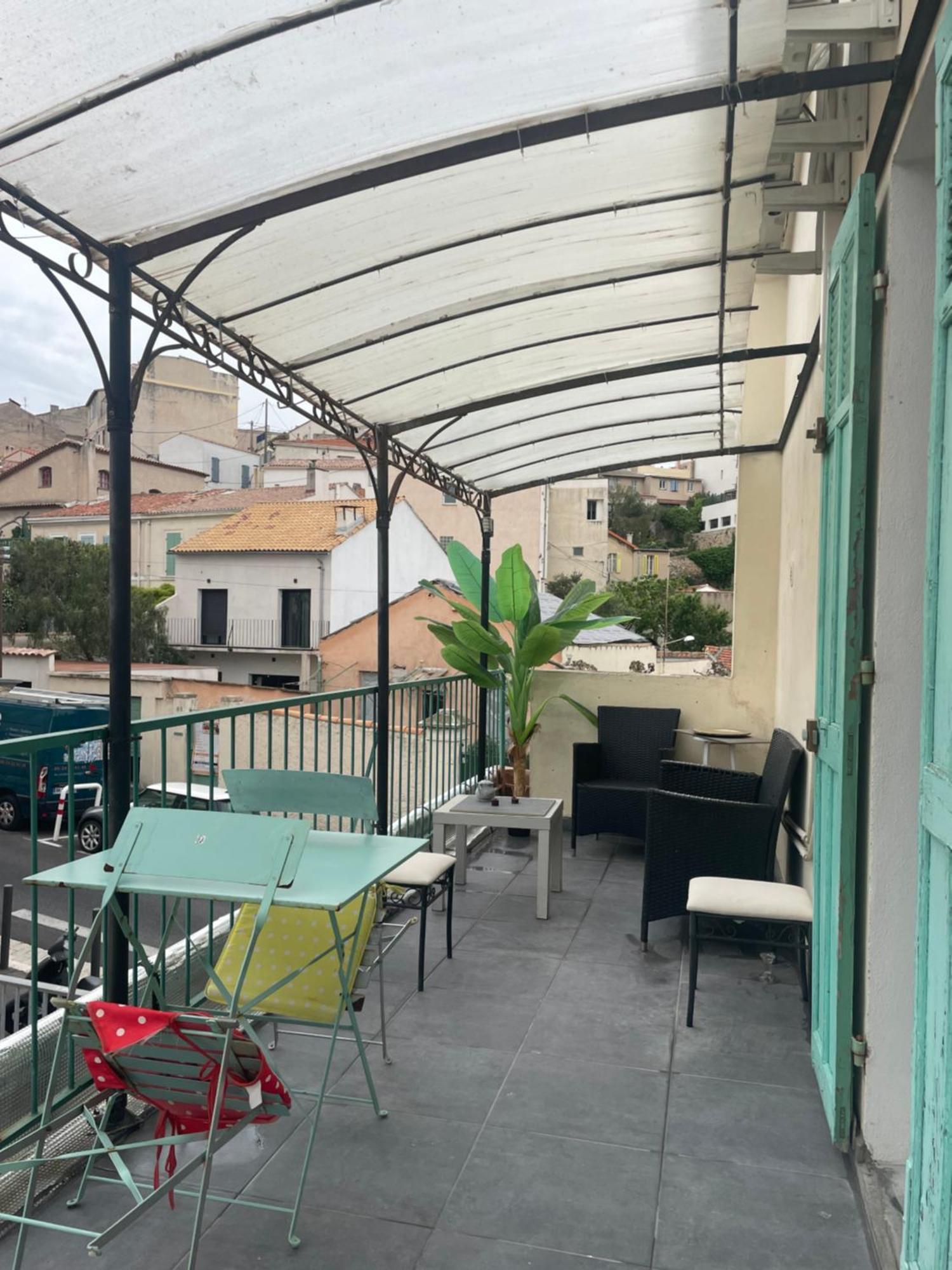 Stud Terras Ville Corniche 2 Pers Stat Gratuit Rue Modif Suivt Possib Et Accord Exclusif Marseille Eksteriør bilde
